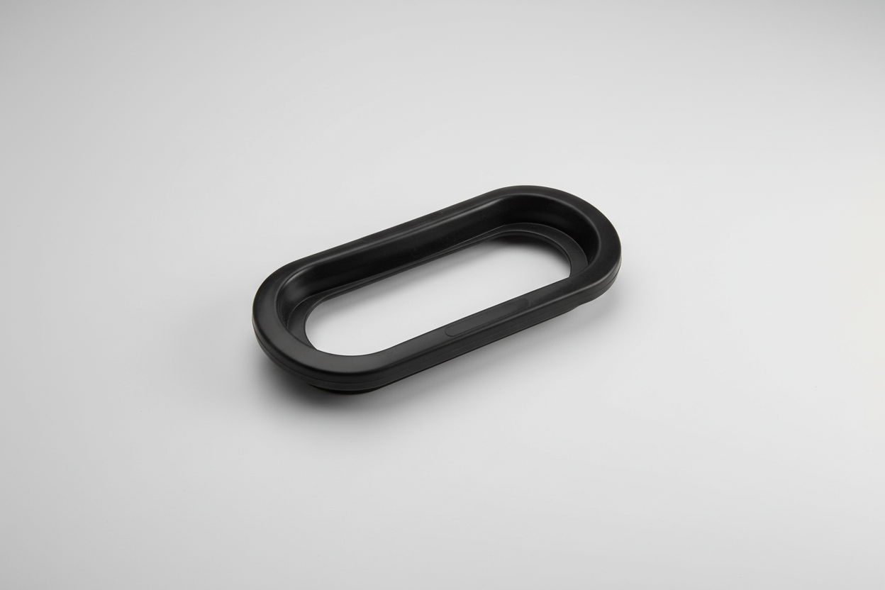 GROMMET FOR 6" OVAL LIGHT
